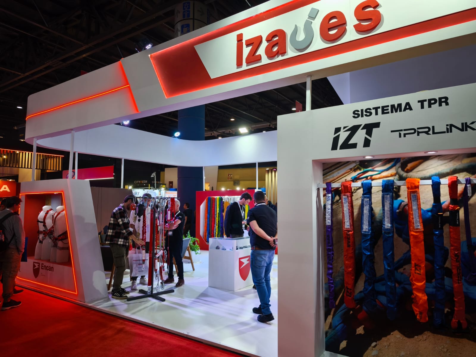 Izajes en INTERSEC 2026